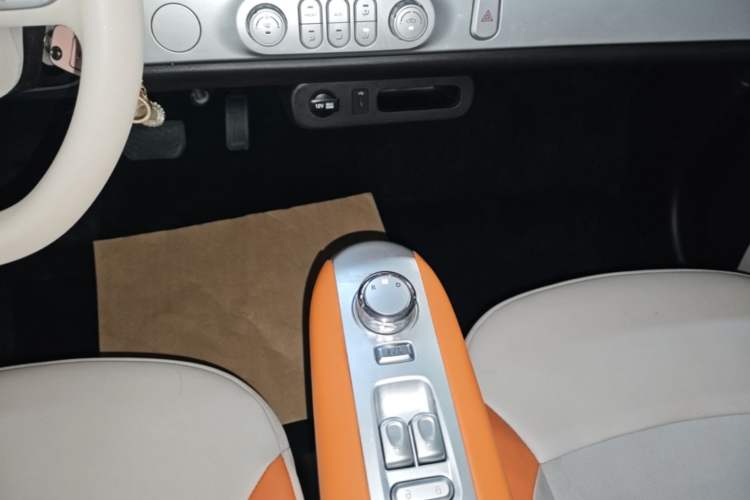 Used CHANGAN NEVO Lumin 2024 301km Orange Wind Edition Gear Lever