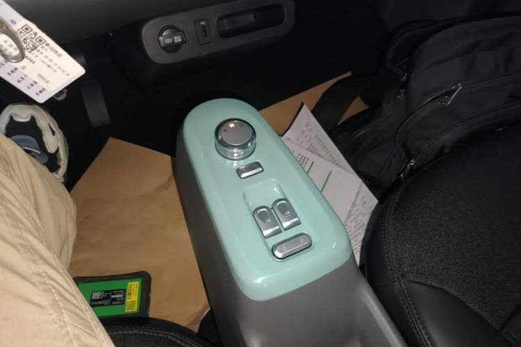 Used CHANGAN NEVO Lumin 2024 130km Qingyue Version Gear Lever