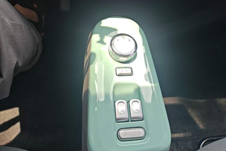 Used CHANGAN NEVO Lumin 2024 130km Qingyue Version Gear Lever