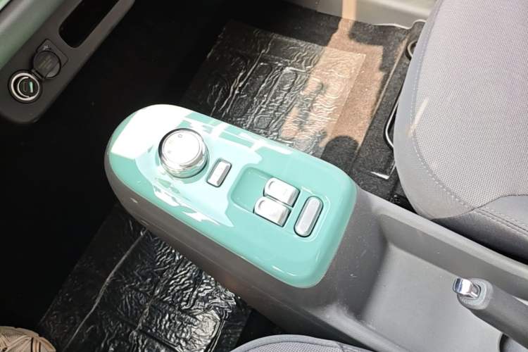 Used CHANGAN NEVO Lumin 2024 130km Qingyue Version Gear Lever