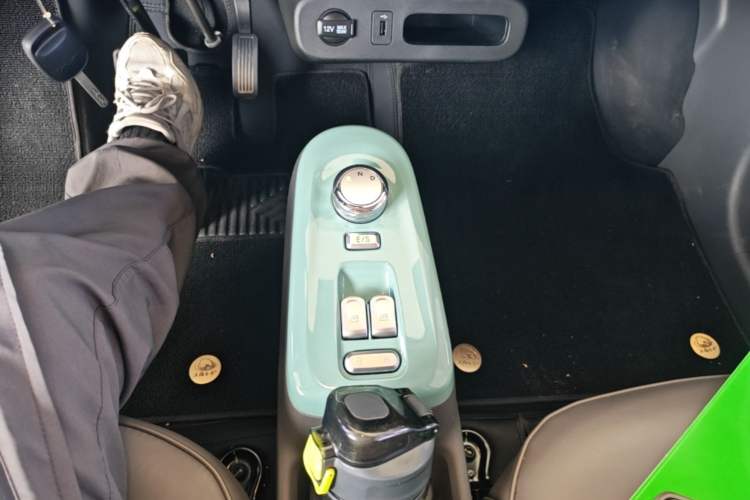Used CHANGAN NEVO Lumin 2024 130km Qingyue Version Gear Lever