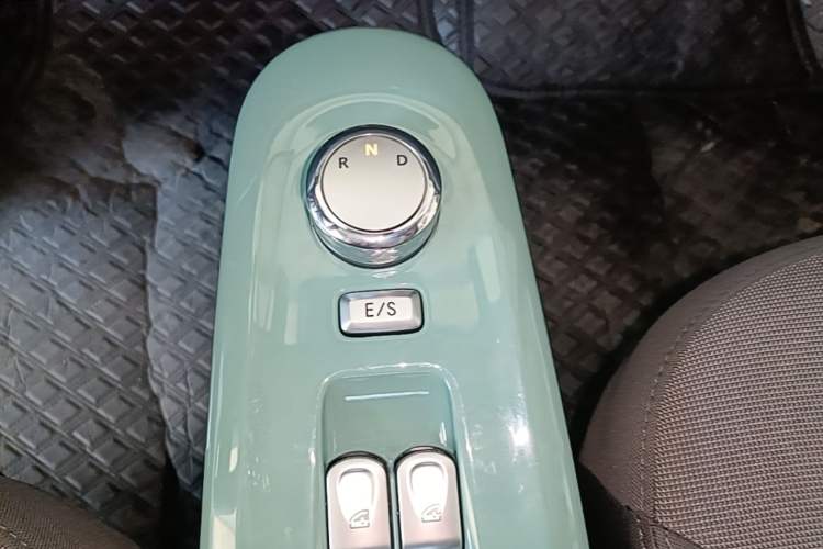 Used CHANGAN NEVO Lumin 2024 130km Qingyue Version Gear Lever