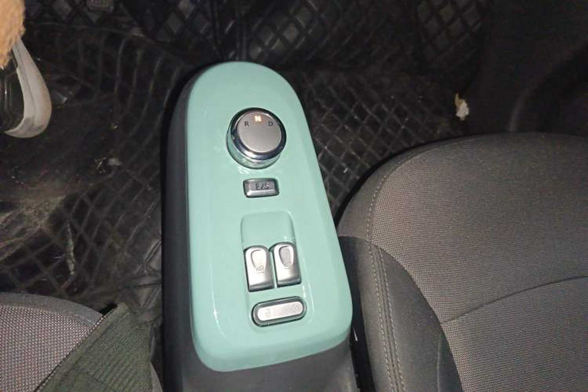 Used CHANGAN NEVO Lumin 2024 130km Qingyue Version Gear Lever