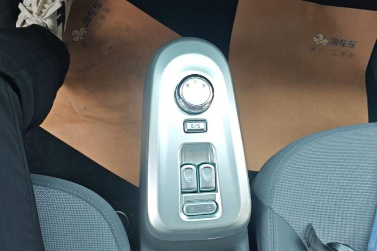 Used CHANGAN NEVO Lumin 2024 130km Qingyue Version Gear Lever