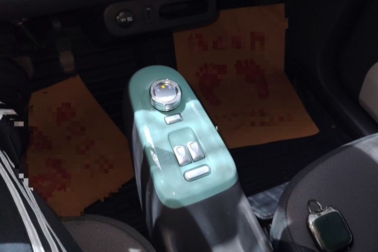 Used CHANGAN NEVO Lumin 2024 205km Launch Edition Gear Lever