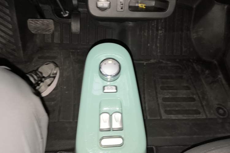 Used CHANGAN NEVO Lumin 2024 130km Qingyue Version Gear Lever