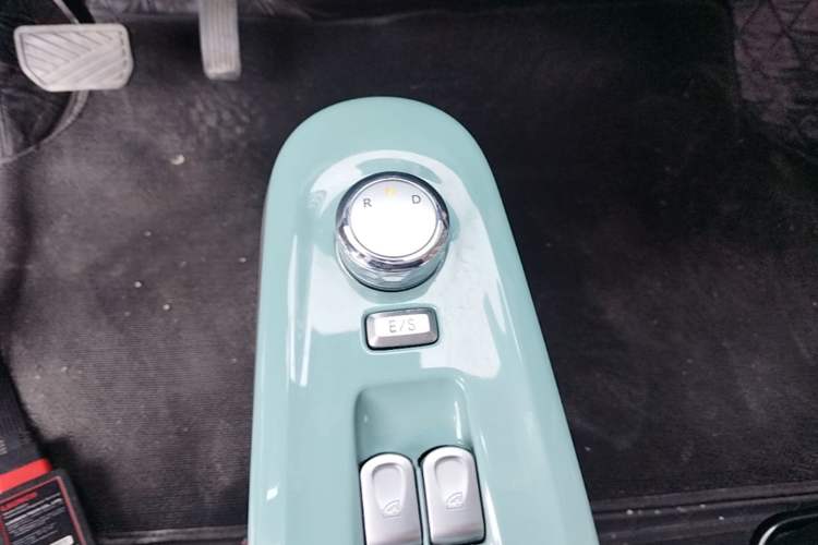 Used CHANGAN NEVO Lumin 2024 130km Qingyue Version Gear Lever
