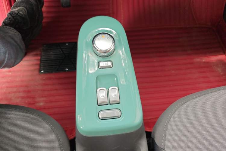 Used CHANGAN NEVO Lumin 2024 130km Qingyue Version Gear Lever