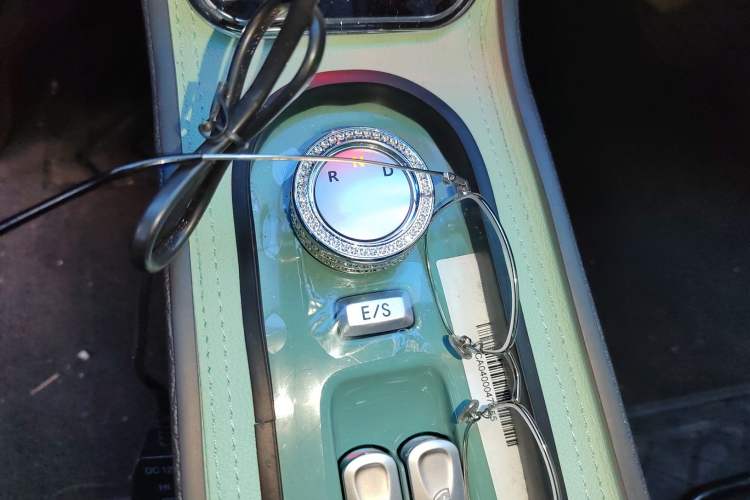 Used CHANGAN NEVO Lumin 2024 130km Qingyue Version Gear Lever