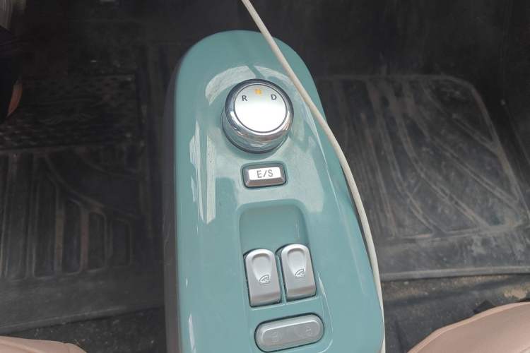 Used CHANGAN NEVO Lumin 2024 130km Qingyue Version Gear Lever