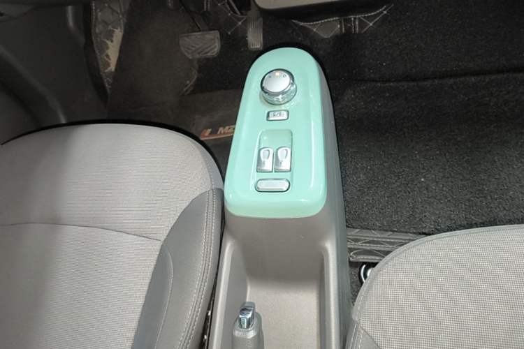 Used CHANGAN NEVO Lumin 2024 130km Qingyue Version Gear Lever