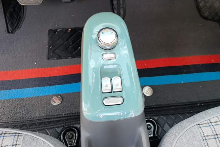 Used CHANGAN NEVO Lumin 2024 130km Qingyue Version Gear Lever