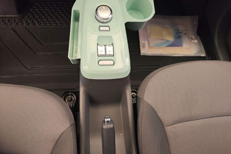 Used CHANGAN NEVO Lumin 2024 130km Qingyue Version Gear Lever