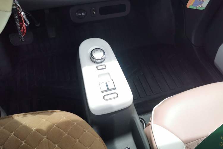 Used CHANGAN NEVO Lumin 2024 130km Qingyue Version Gear Lever