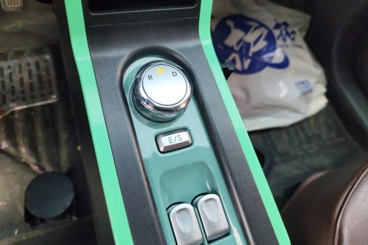Used CHANGAN NEVO Lumin 2024 130km Qingyue Version Gear Lever