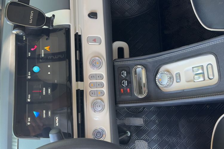 Used CHANGAN NEVO Lumin 2024 205km Launch Edition Interior 4
