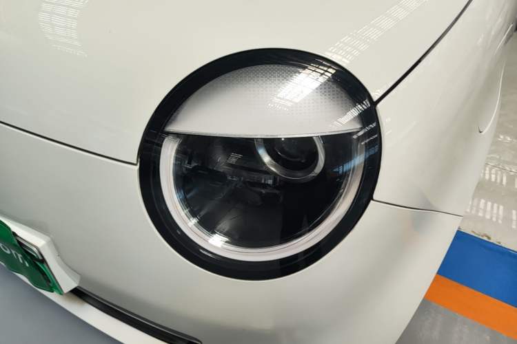 Used CHANGAN NEVO Lumin 2024 301km Orange Wind Edition Left Front Headlight