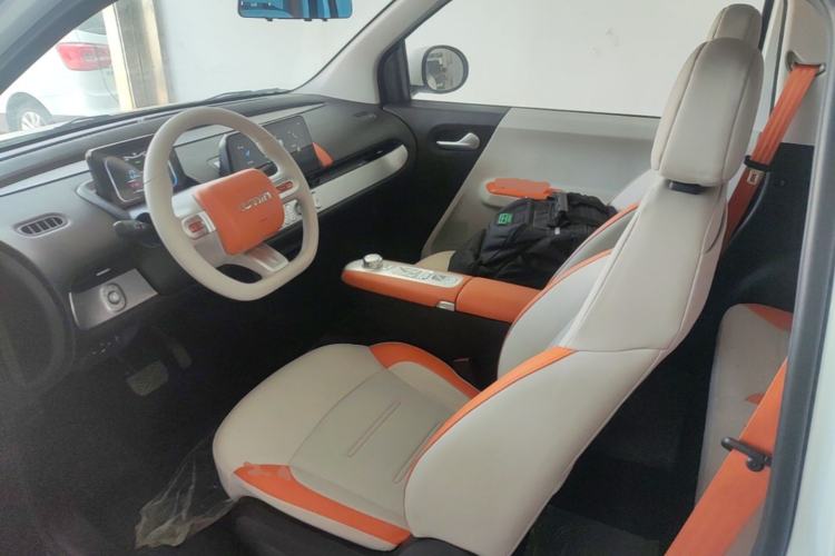Used CHANGAN NEVO Lumin 2024 205km Orange Wind Edition Left Front Seat