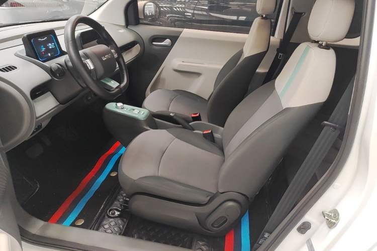 Used CHANGAN NEVO Lumin 2024 205km Orange Wind Edition Left Front Seat