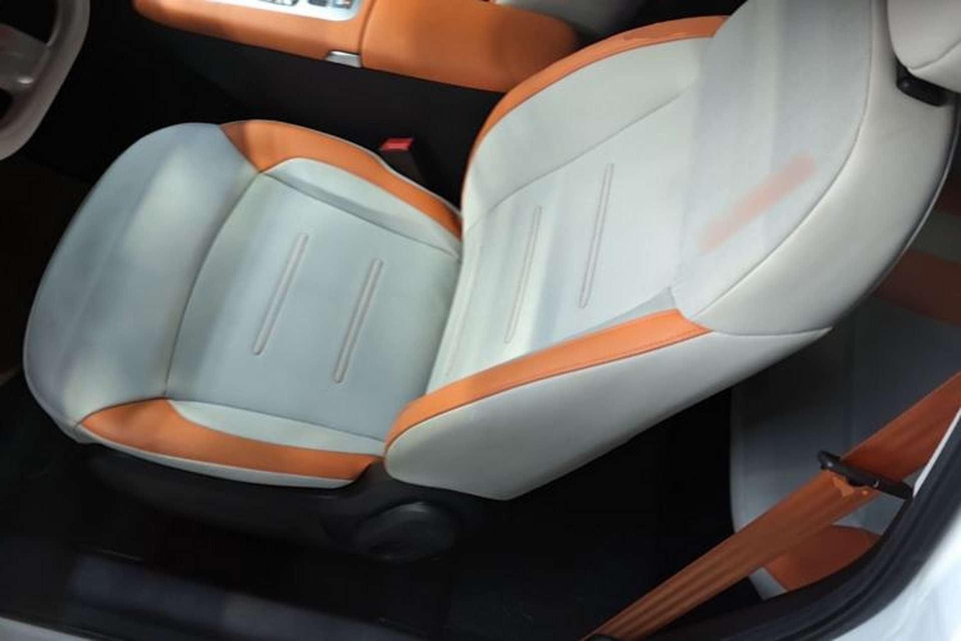 Used CHANGAN NEVO Lumin 2024 205km Orange Wind Edition Left Front Seat