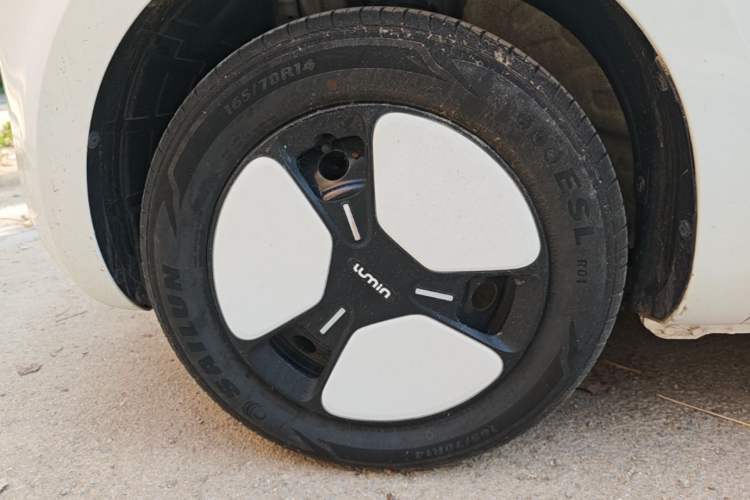 Used CHANGAN NEVO Lumin 2024 130km Qingyue Version Left Front Wheel Hub