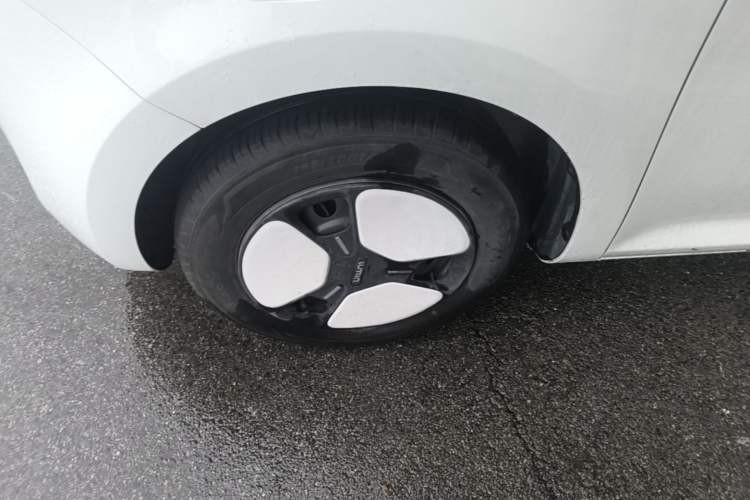 Used CHANGAN NEVO Lumin 2024 301km Orange Wind Edition Left Front Wheel Hub