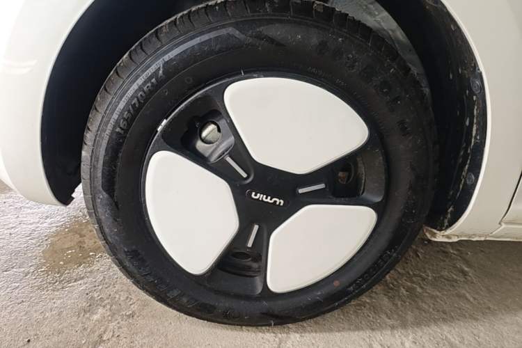 Used CHANGAN NEVO Lumin 2024 130km Qingyue Version Left Front Wheel Hub