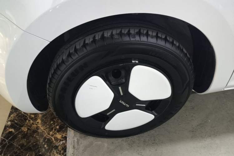 Used CHANGAN NEVO Lumin 2024 130km Qingyue Version Left Front Wheel Hub