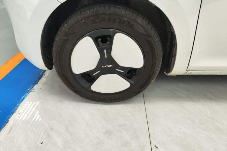 Used CHANGAN NEVO Lumin 2024 130km Qingyue Version Left Front Wheel Hub