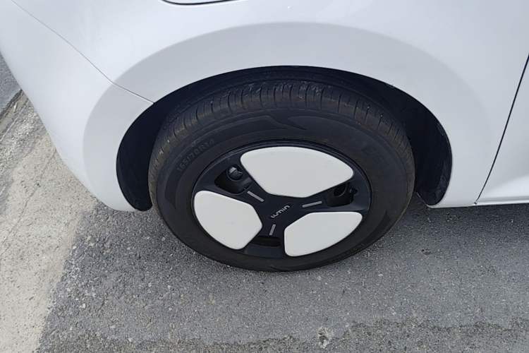 Used CHANGAN NEVO Lumin 2024 130km Qingyue Version Left Front Wheel Hub