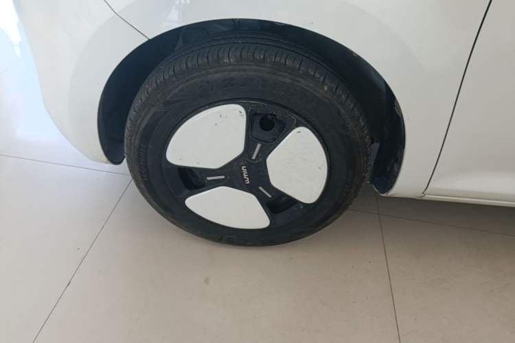 Used CHANGAN NEVO Lumin 2024 130km Qingyue Version Left Front Wheel Hub