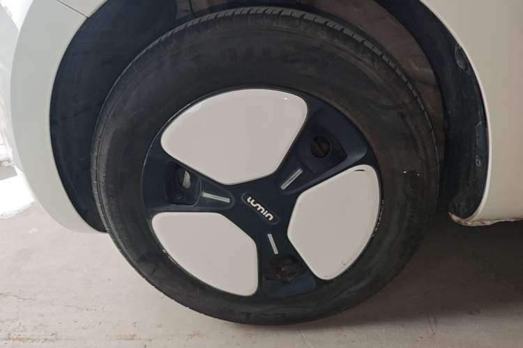 Used CHANGAN NEVO Lumin 2024 205km Launch Edition Left Front Wheel Hub