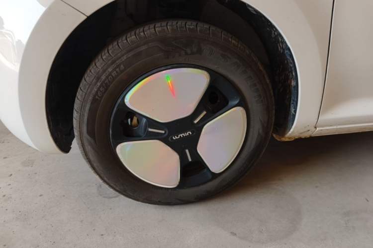 Used CHANGAN NEVO Lumin 2024 130km Qingyue Version Left Front Wheel Hub