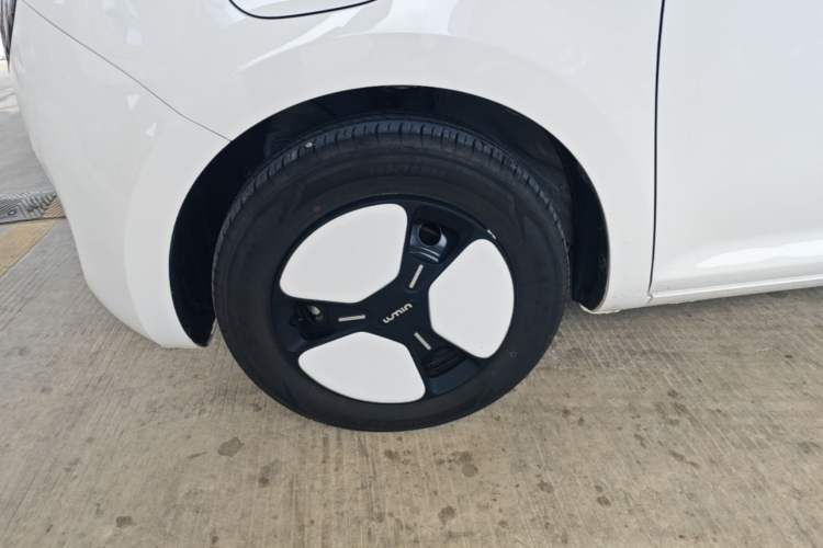 Used CHANGAN NEVO Lumin 2024 130km Qingyue Version Left Front Wheel Hub