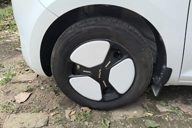 Used CHANGAN NEVO Lumin 2024 130km Qingyue Version Left Front Wheel Hub