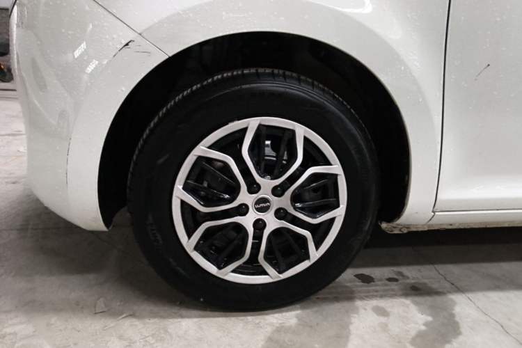 Used CHANGAN NEVO Lumin 2024 301km Orange Wind Edition Left Front Wheel Hub