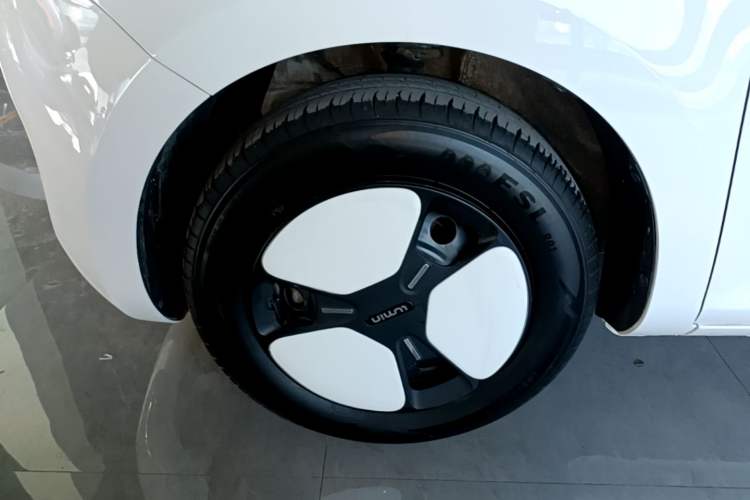 Used CHANGAN NEVO Lumin 2024 130km Qingyue Version Left Front Wheel Hub