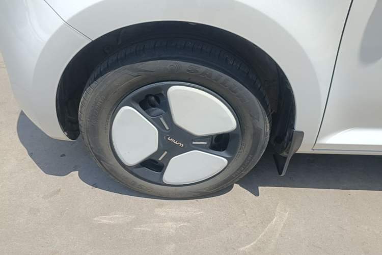 Used CHANGAN NEVO Lumin 2024 130km Qingyue Version Left Front Wheel Hub