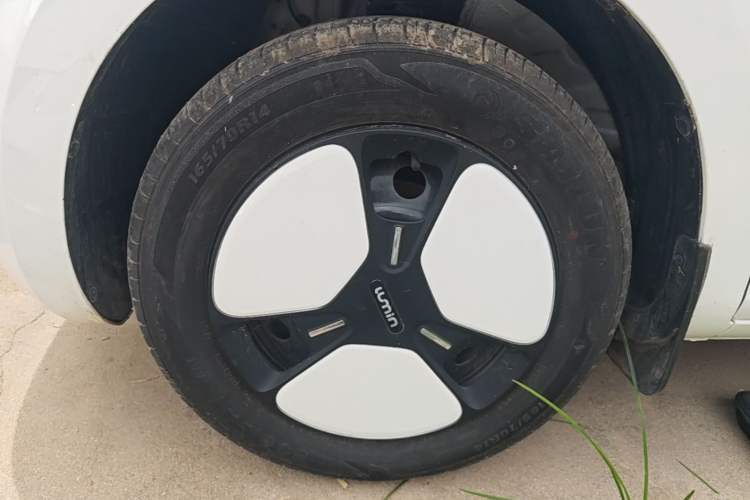 Used CHANGAN NEVO Lumin 2024 130km Qingyue Version Left Front Wheel Hub