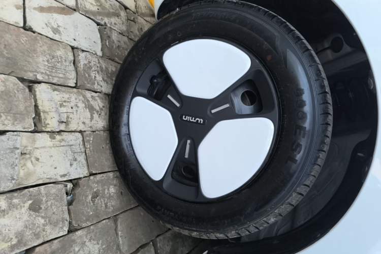 Used CHANGAN NEVO Lumin 2024 130km Qingyue Version Left Front Wheel Hub