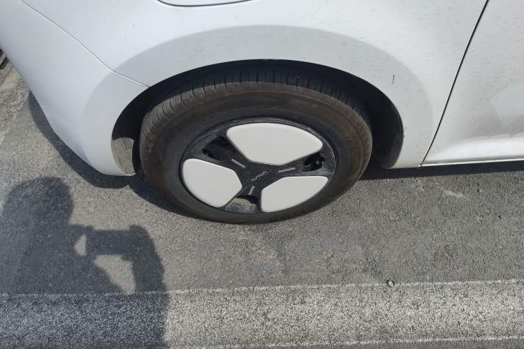 Used CHANGAN NEVO Lumin 2024 130km Qingyue Version Left Front Wheel Hub