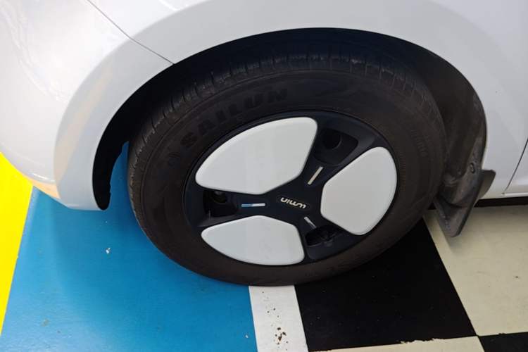 Used CHANGAN NEVO Lumin 2024 205km Orange Wind Edition Left Front Wheel Hub