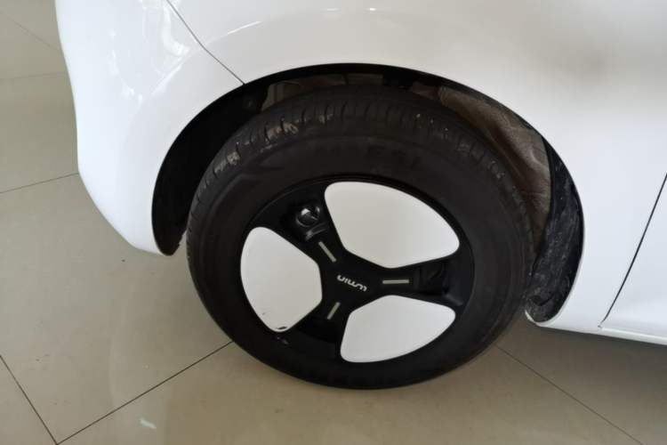 Used CHANGAN NEVO Lumin 2024 130km Qingyue Version Left Front Wheel Hub