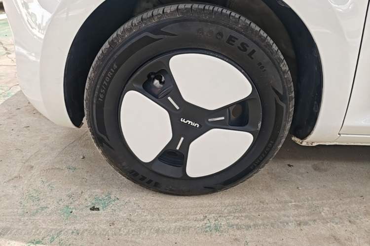 Used CHANGAN NEVO Lumin 2024 205km Launch Edition Left Front Wheel Hub