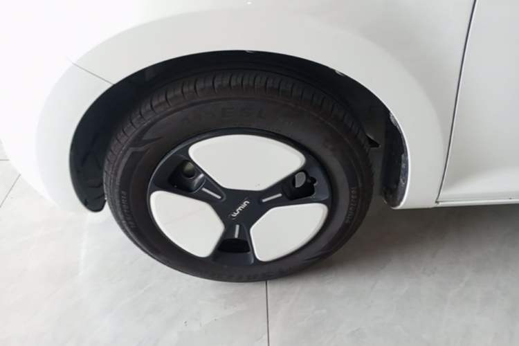Used CHANGAN NEVO Lumin 2024 301km Launch Edition Left Front Wheel Hub