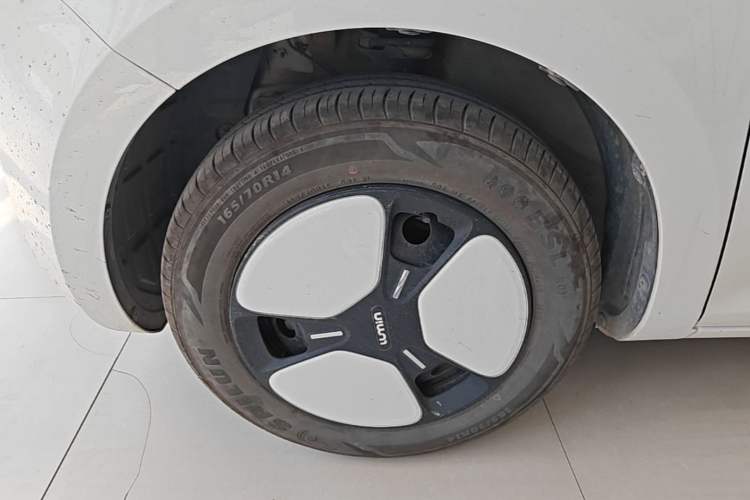 Used CHANGAN NEVO Lumin 2024 130km Qingyue Version Left Front Wheel Hub
