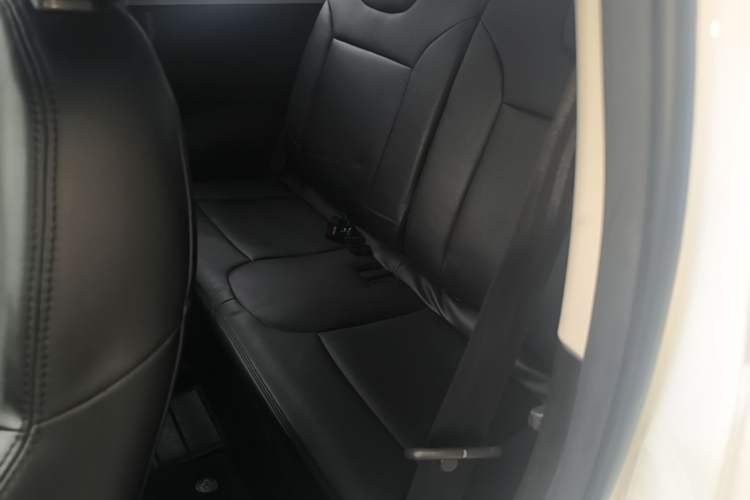 Used CHANGAN NEVO Lumin 2024 301km Orange Wind Edition Left Rear Seat