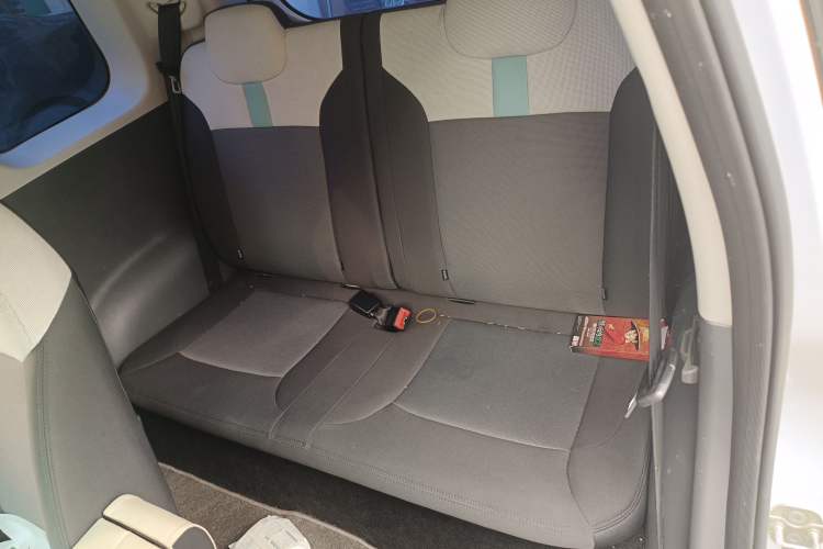 Used CHANGAN NEVO Lumin 2024 205km Orange Wind Edition Left Rear Seat