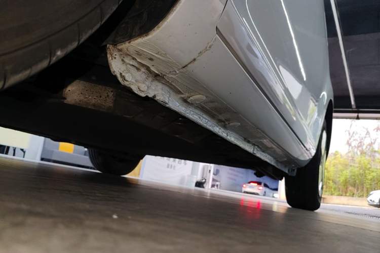 Used CHANGAN NEVO Lumin 2024 301km Orange Wind Edition Left Side Sill