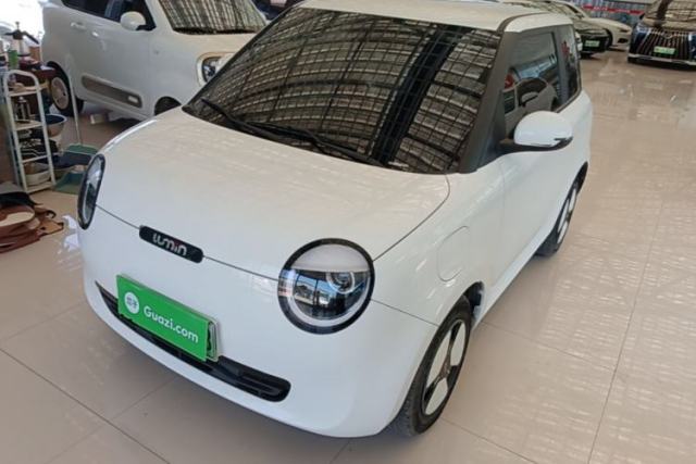 Używany CHANGAN NEVO Lumin 2024 130km Qingyue Version